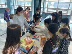 지난 14일 장흥군아동권리모니터링단은 청소년수련관 3층 꿈꾸는 마루에서 아동의 여가와 놀이 권리 인식을 위한 ‘보드게임의 날’을 진행했다.