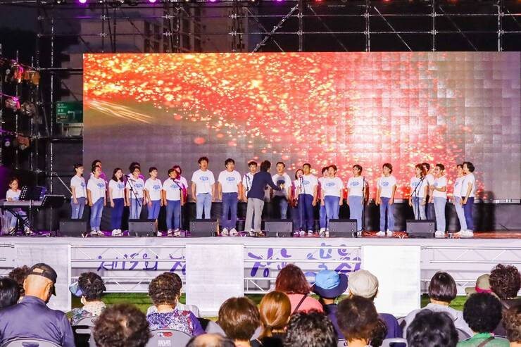제15회 정남진 물축제 장흥 POP 콘서트 사진입니다.