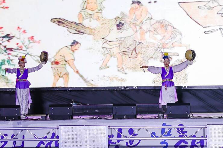 제15회 정남진 물축제 장흥 POP 콘서트 사진입니다.