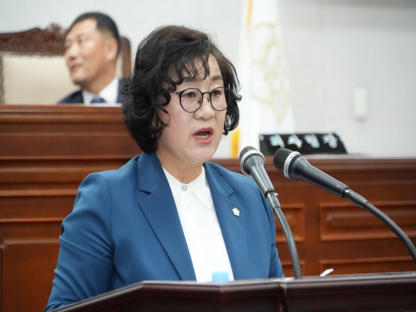 사진) 홍정임 장흥군의원， 공영장례 지원 조례안 발의 - 2024